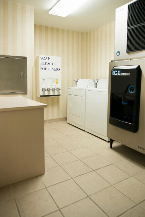 Country Inn & Suites by Radisson, Effingham, IL image 30